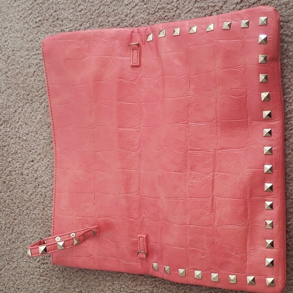 Beautiful clutch (Salmon color) - Picture 2 of 4